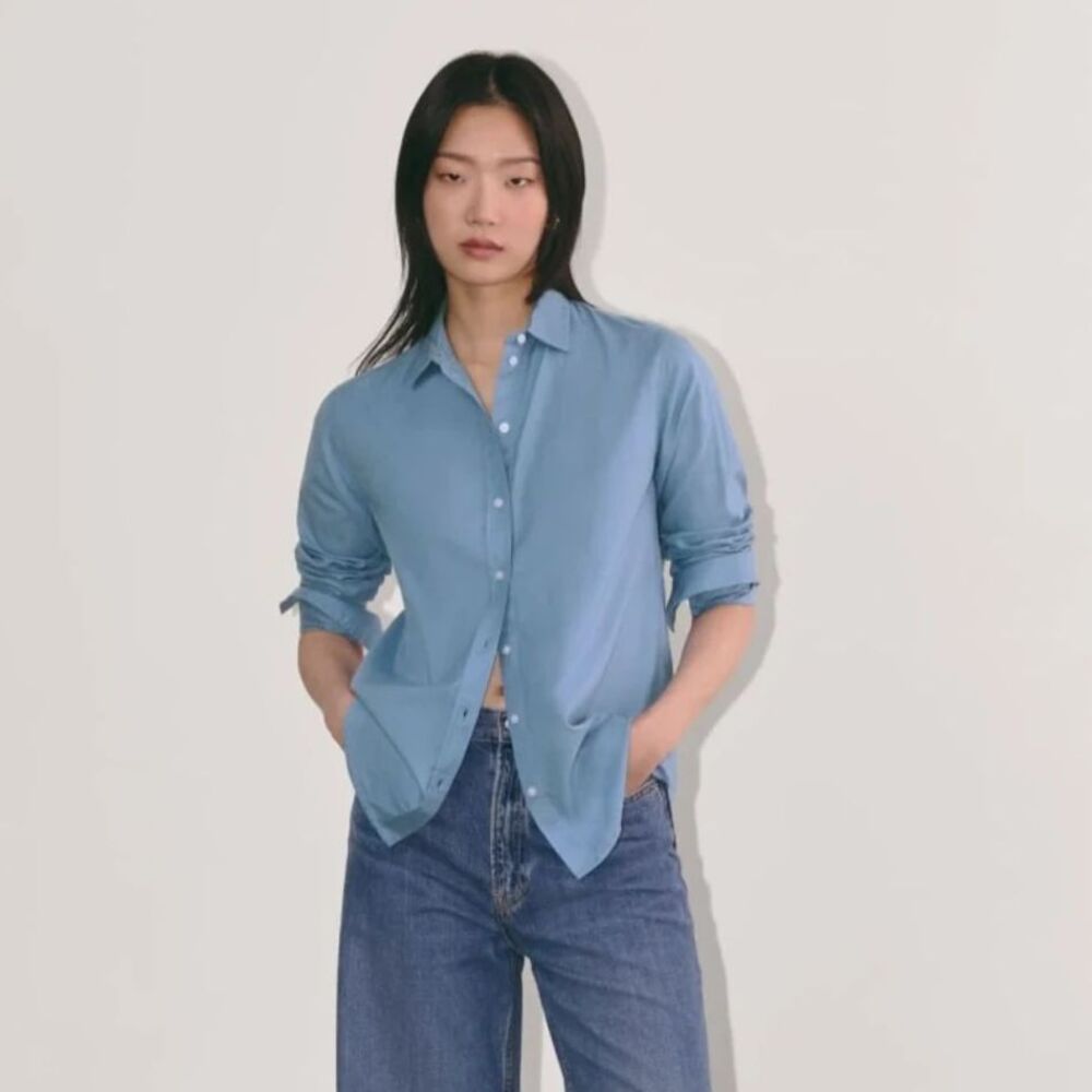 Everlane The Must-Have Shirt in Silky Cotton Denim Button Down, Size 16 (D4)